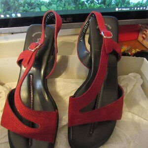 Womans red sandles Salamander leather sz 6 us